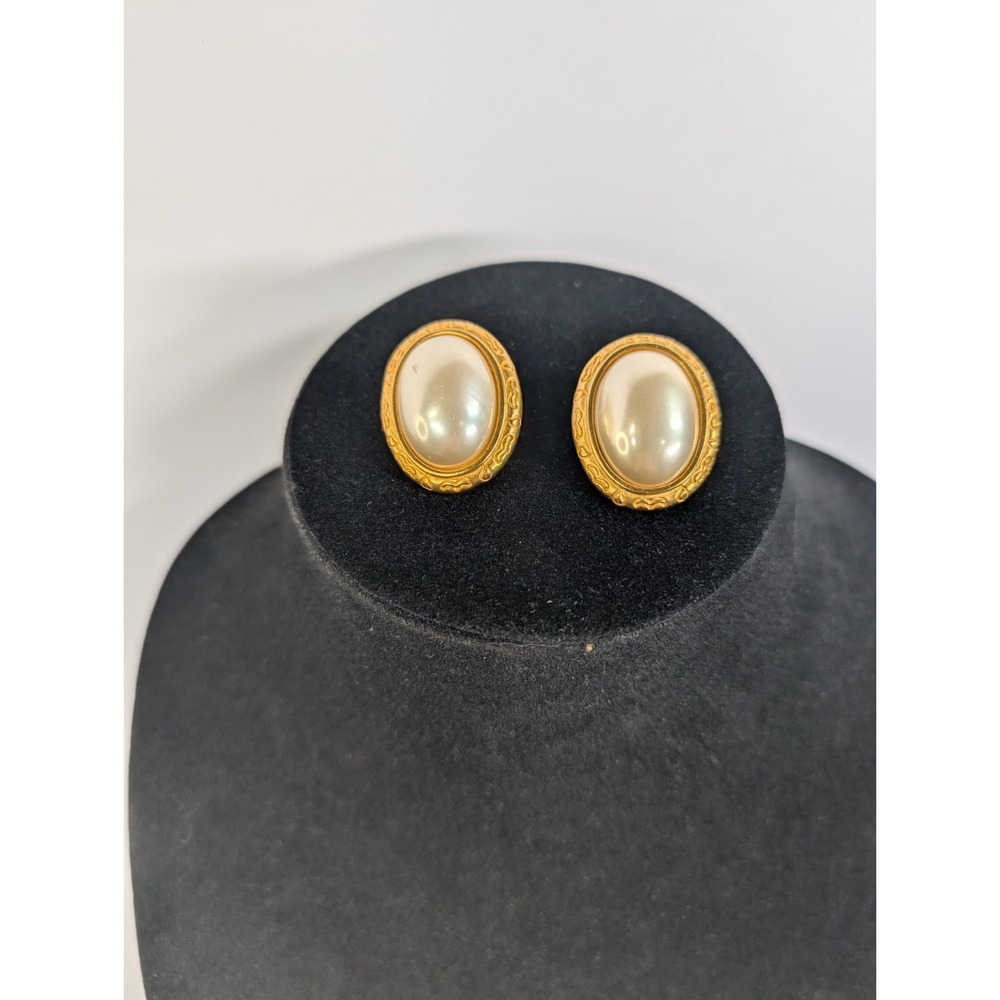 Liz Claiborne‎ LCI Faux Pearl Stud Earrings 80s Victorian